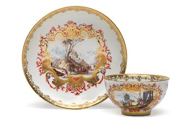 Small cup and saucer, - Starožitnosti (Nábytek, Sochařská díla, Sklo, Porcelán)