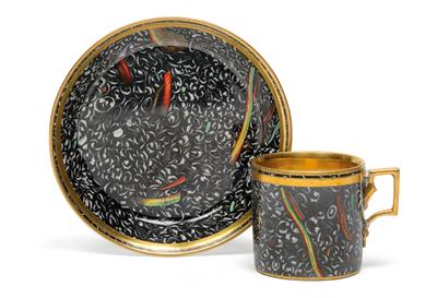 Kuriose Dessin-Tasse mit Untertasse, - Antiquitäten (Möbel, Skulpturen, Glas und Porzellan)