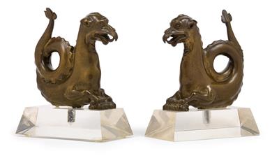 A pair of Dragons, - Oggetti d'arte (mobili, sculture, Vetri e porcellane)