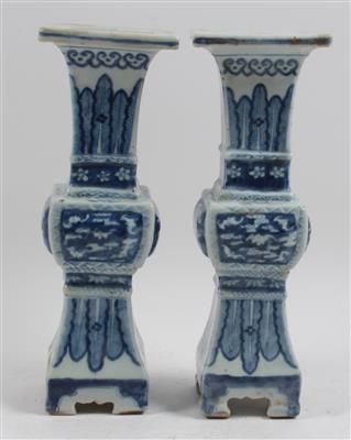 1 Paar blau-weiße Vasen, - Starožitnosti, Obrazy