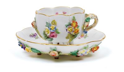 Moccatasse mit Untertasse, - Antiques and Paintings