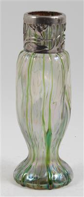 Vase, - Antiques and Paintings