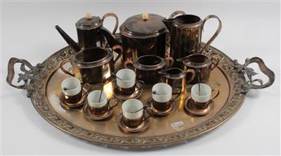 1 Tee-, 1 Mokkakanne, 2 Gießer, 2 Zuckerschalen, 6 Mokkatassen mit Untertassen, - Antiquitäten & Bilder