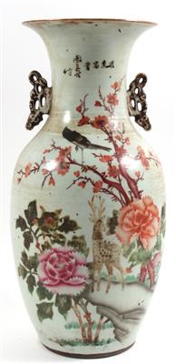 Vase, - Antiques and Paintings