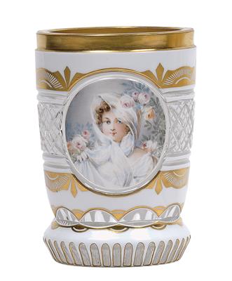 Becher mit Biedermeier-Dame, - Antiquitäten & Bilder