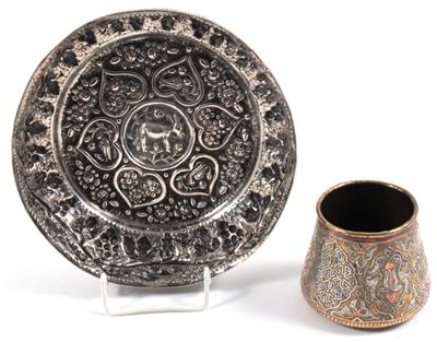 Konvolut (2 Stücke): Kaukasus, Persien: Zwei sehr schöne Metall-Gefäße. - Antiquitäten & Bilder