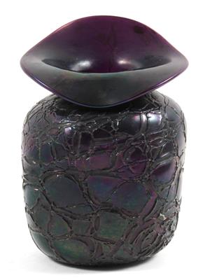 Vase, - Antiques and Paintings