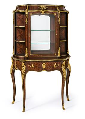 Fine French table vitrine, - Works of Art (Furniture, Sculptures, Glass, Porcelain)