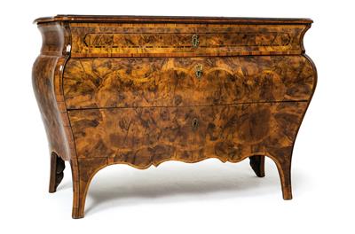 Italian Baroque chest of drawers, - Works of Art (Furniture, Sculptures, Glass, Porcelain)