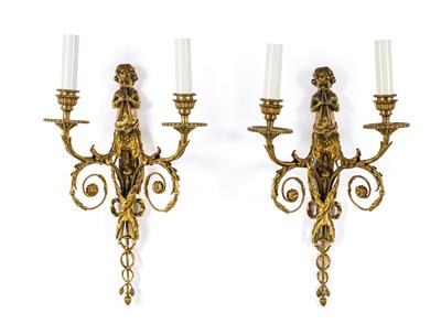 Pair of French bronze appliques, - Works of Art (Furniture, Sculptures, Glass, Porcelain)