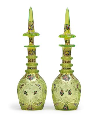 A pair of decanters with stoppers, - Works of Art (Furniture, Sculptures, Glass, Porcelain)