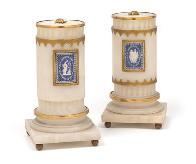 Pair of column vases, - Works of Art (Furniture, Sculptures, Glass, Porcelain)