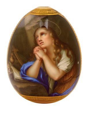 Russian porcelain egg with an image of ‘Mary Magdalene’ in the desert, - Starožitnosti (Nábytek, Sochařská díla)