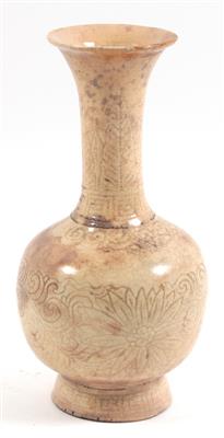 Vase, - Antiques and Paintings