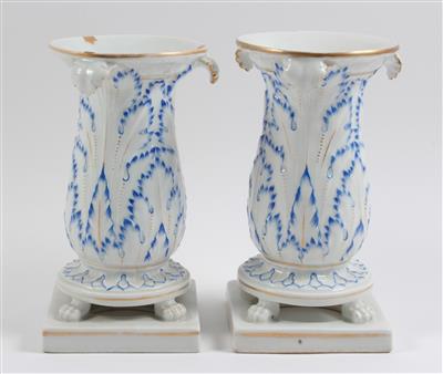 1 Paar Sockelvasen, - Saisonabschluß-Auktion Bilder Varia, Antiquitäten, Möbel, Teppiche und Design