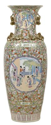 Famille Rose-Bodenvase, - Saisonabschluß-Auktion Bilder Varia, Antiquitäten, Möbel, Teppiche und Design