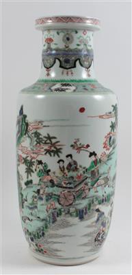 Famille verte Rouleau Vase - Antiques and Paintings