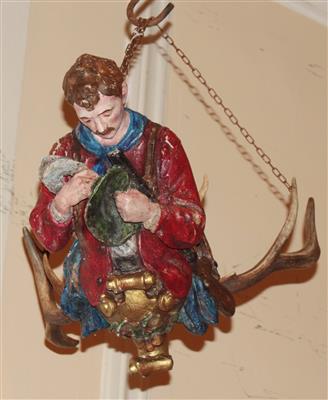 Lustermännchen in Form eines Jägerns, - Saisonabschluß-Auktion Bilder Varia, Antiquitäten, Möbel, Teppiche und Design