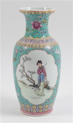 Famille rose Vase, - Letní aukce