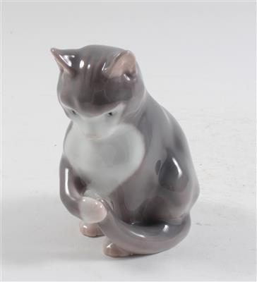 Sitzende Katze, - Summer-auction
