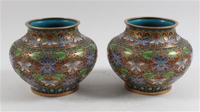 1 Paar Champlevé Vasen, - Summer-auction