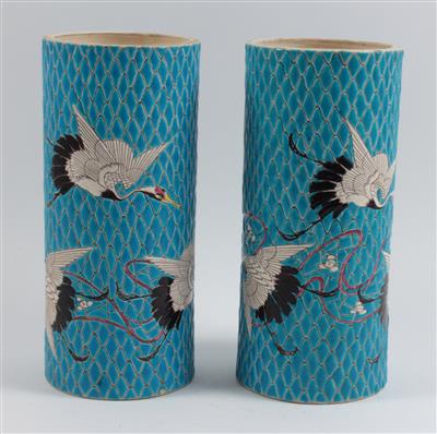 1 Paar zylindrische Vasen, - Sommerauktion - Bilder Varia, Antiquitäten, Möbel/ Design
