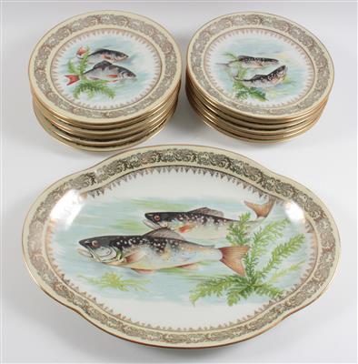 12 Fischteller, 1 ovale Platte, - Letní aukce