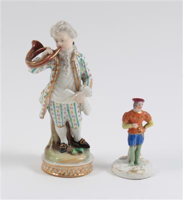 Knabe mit Horn, Mann im historisierendem Kostüm, - Summer-auction