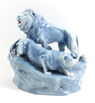 Löwe und Löwin, - Summer-auction