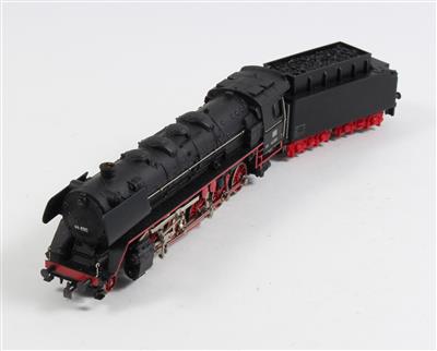 Märklin H0 3047 Dampflok mit Tender, - Asta estiva