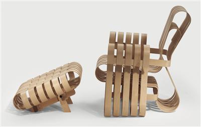 "Power Play Chair" und "Off Side Ottoman", - Summer-auction