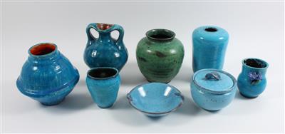 4 Vasen, 1 Henkelvase, 1 Wandvase, 1 kleine Schale, 1 Deckeldose, - Summer-auction