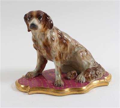 Sitzender Hund, - Summer-auction