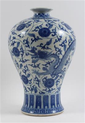 Blau-weiße Vase, - Antiquitäten & Bilder