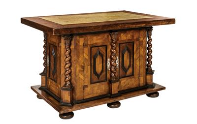 Early Baroque centre table, - Works of Art (Furniture, Sculpture, Glass and porcelain)