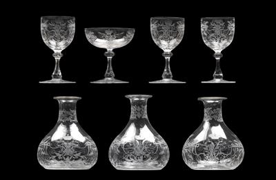 Glasses and decanters with crowned and ligated monogram MR, - Works of Art (Furniture, Sculpture, Glass and porcelain)