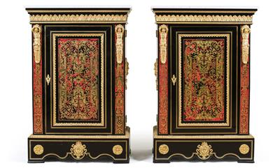 Pair of French small cabinets, - Oggetti d'arte (mobili, sculture, Vetri e porcellane)