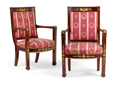 Pair of French Empire armchairs, - Oggetti d'arte (mobili, sculture, Vetri e porcellane)