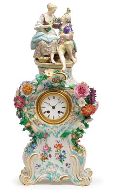 A porcelain clock case with a pair of lovers as gardeners, - Works of Art (Furniture, Sculpture, Glass and porcelain)