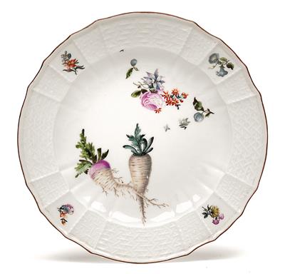 A plate with radishes and flowers, - Works of Art (Furniture, Sculpture, Glass and porcelain)