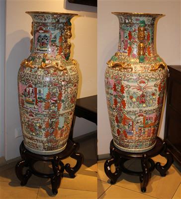 Paar Vasen auf Sockeln, - Saisoneröffnungs-Auktion Antiquitäten & Bilder & Möbel und Design