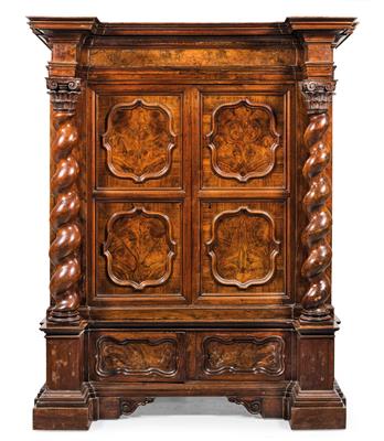 Baroque hall cupboard, - Works of Art (Furniture, Sculptures, Glass, Porcelain)