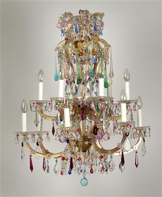 A glass chandelier with semi-precious stone festoons amethyst and rose quartz, - Starožitnosti (Nábytek, Sochařská díla, Sklo, Porcelán)