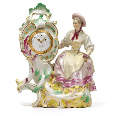 A table clock with figure of a lady, - Oggetti d'arte (mobili, sculture, vetri e porcellane)