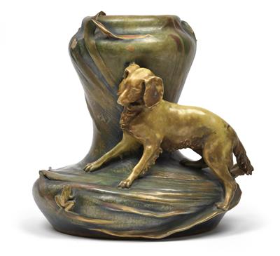 Eduard Stellmacher, Vase mit Hund und Frosch, - Saisonabschluß-Auktion Bilder, Möbel und Antiquitäten