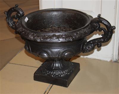 Paar Gartenvasen, - Antiquariato e Dipinti