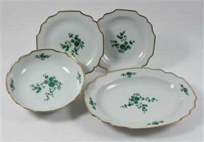 3 Suppen-, 3 Speiseteller, 1 Schüssel, 1 ovale Platte - Antiques and Paintings