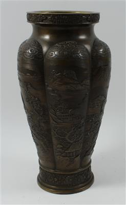 Vase, Japan, Meiji Periode, - Saisoneröffnungs-Auktion Antiquitäten & Bilder