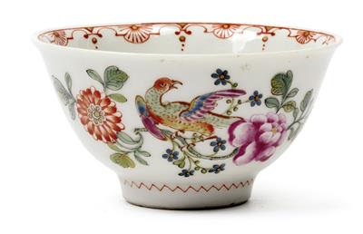 A small Du Paquier cup, - Oggetti d'arte (mobili, sculture, vetri, porcellane)