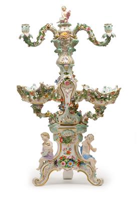 A large candelabrum with 3 candle sockets and 3 baskets, - Oggetti d'arte (mobili, sculture, vetri, porcellane)